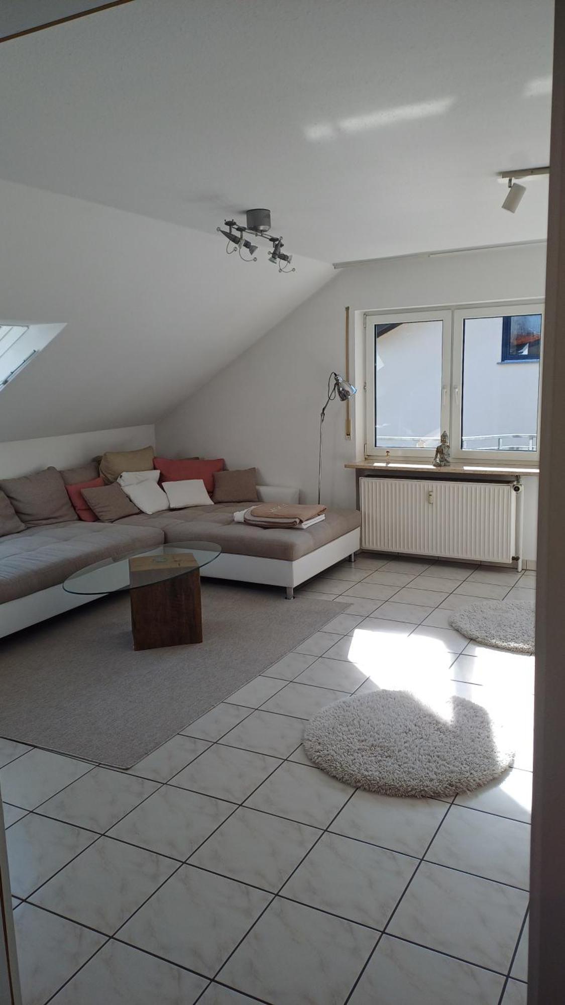 Helle Schoene Dachgeschosswohnung Mit Balkon Stockach Exterior foto
